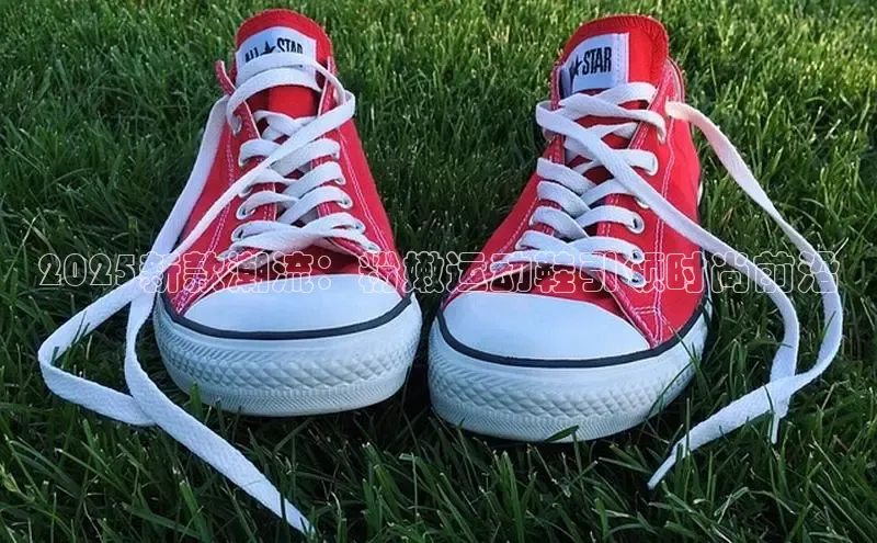 2025新款潮流：粉嫩运动鞋引领时尚前沿