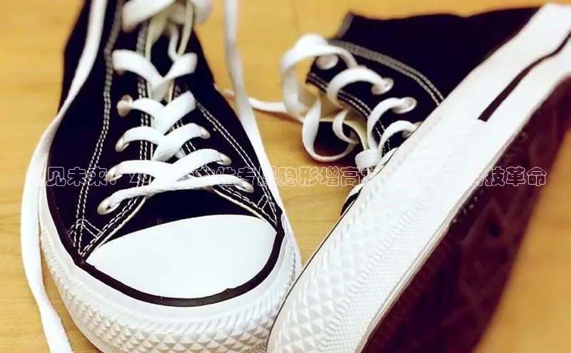 预见未来：2025年女性专属隐形增高女运动鞋的科技革命